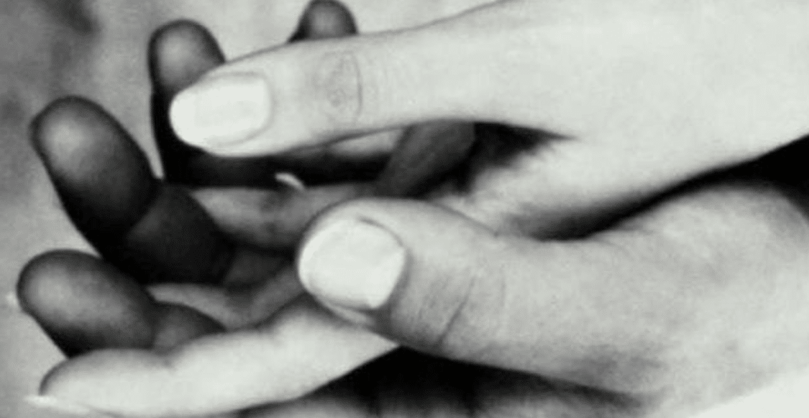 Sinnliche_Achtsame_Berührung_Tantra_Massage_SoHam_Insitut